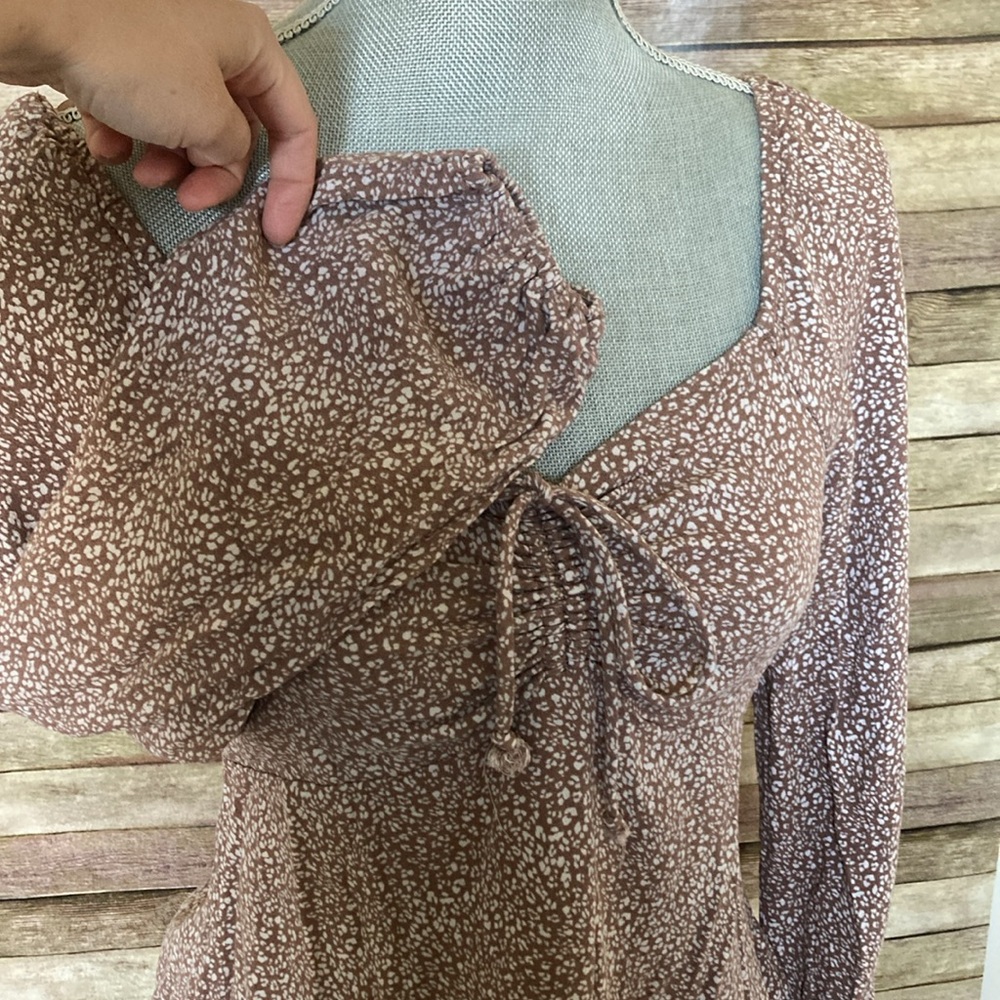Leopard Long Sleeve Ruched Top - Picture 4 of 6